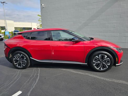 Used 2024 Kia EV6 Light AWD/4WD image 8