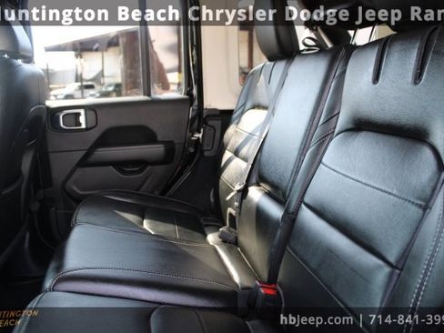 Used 2021 Jeep Wrangler Unlimited Sahara w/ Cold Weather Group image 34