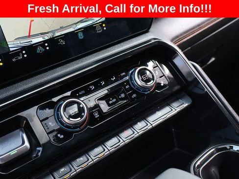 Used 2023 GMC Sierra 1500 AT4 w/ Technology Package AWD/4WD image 31