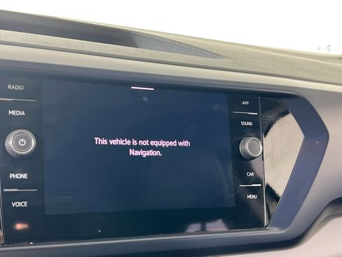 Used 2022 Volkswagen Taos SE image 13