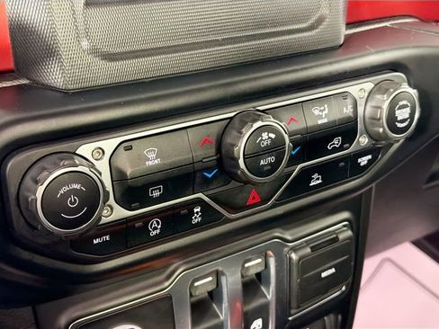 Used 2021 Jeep Wrangler Rubicon image 15
