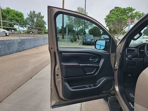 Used 2024 Nissan Titan PRO-4X w/ Pro-4x Utility Package image 11