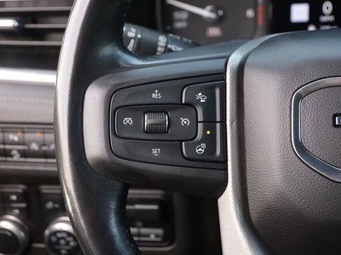 Used 2021 GMC Yukon Denali w/ Denali Premium Package image 16