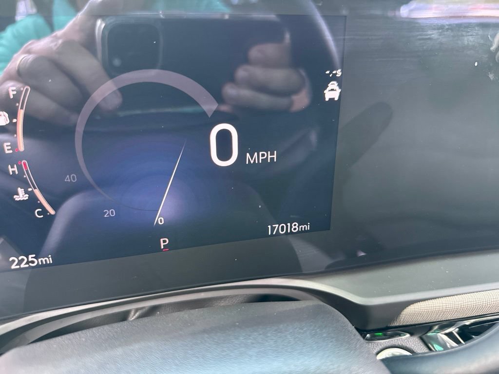Used 2025 Buick Envista Avenir FWD image 51