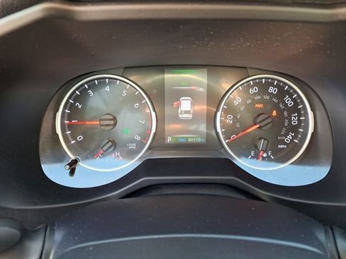 Used 2021 Toyota RAV4 XLE Premium AWD/4WD image 11