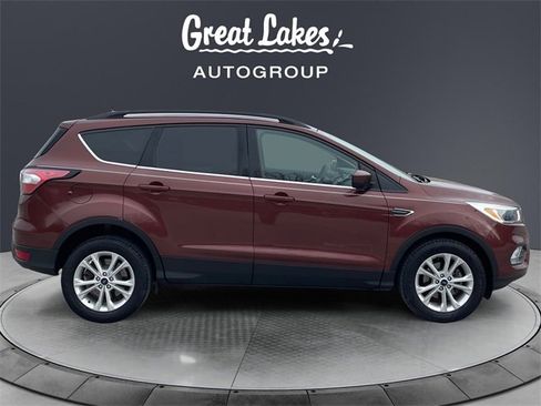 Used 2018 Ford Escape SE image 6