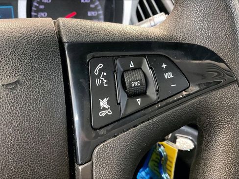 Used 2017 Chevrolet Equinox LS FWD image 12