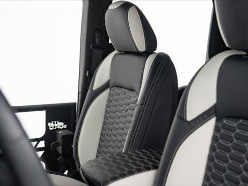 Used 2026 Jeep Gladiator Sport image 36