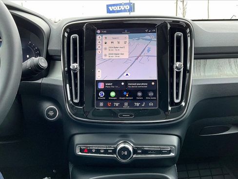 Certified 2026 Volvo XC40 B5 Plus w/ Protection Package Premier image 14