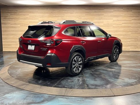 Used 2025 Subaru Outback Touring image 10