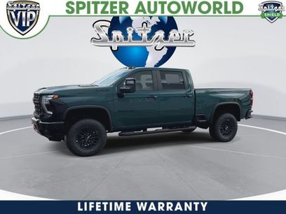 New 2026 Chevrolet Silverado 2500 ZR2 w/ LPO, Dark Essentials Package