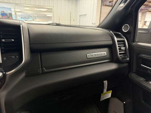 New 2026 RAM 3500 Laramie AWD/4WD image 30