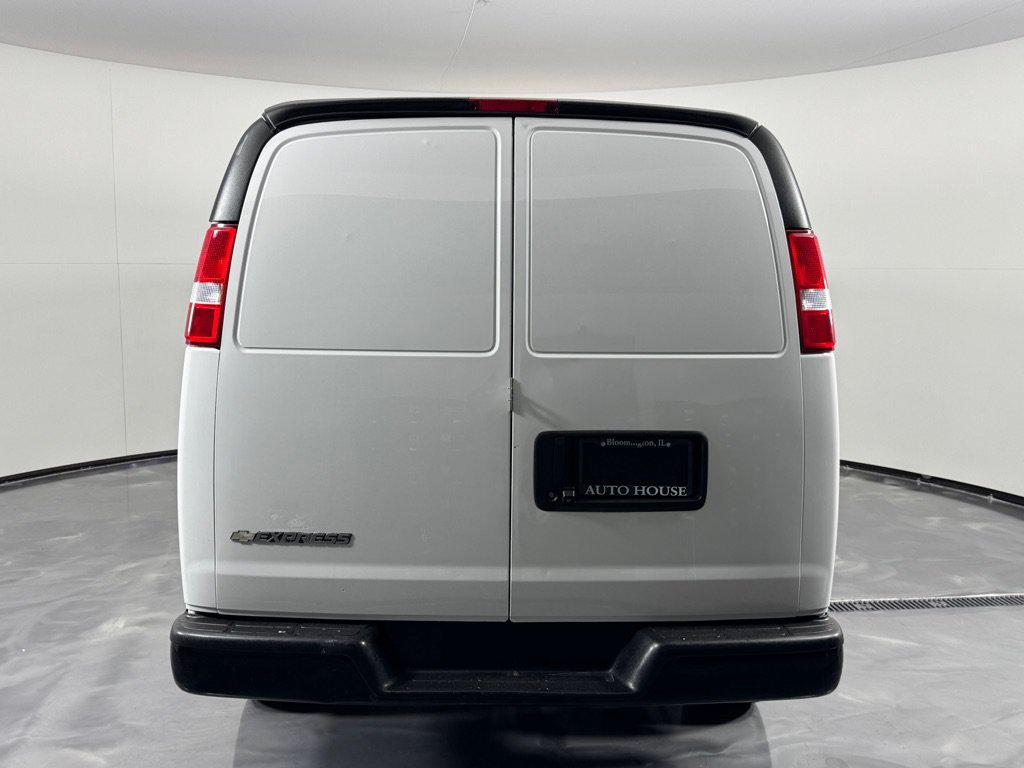 Used 2019 Chevrolet Express 2500 w/ Driver Convenience Package RWD image 6