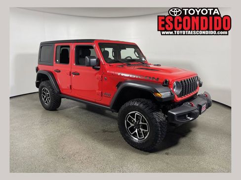 Used 2025 Jeep Wrangler Unlimited Rubicon AWD/4WD image 1