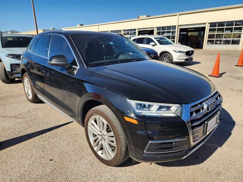 Used 2019 Audi Q5 2.0T Premium Plus image 2