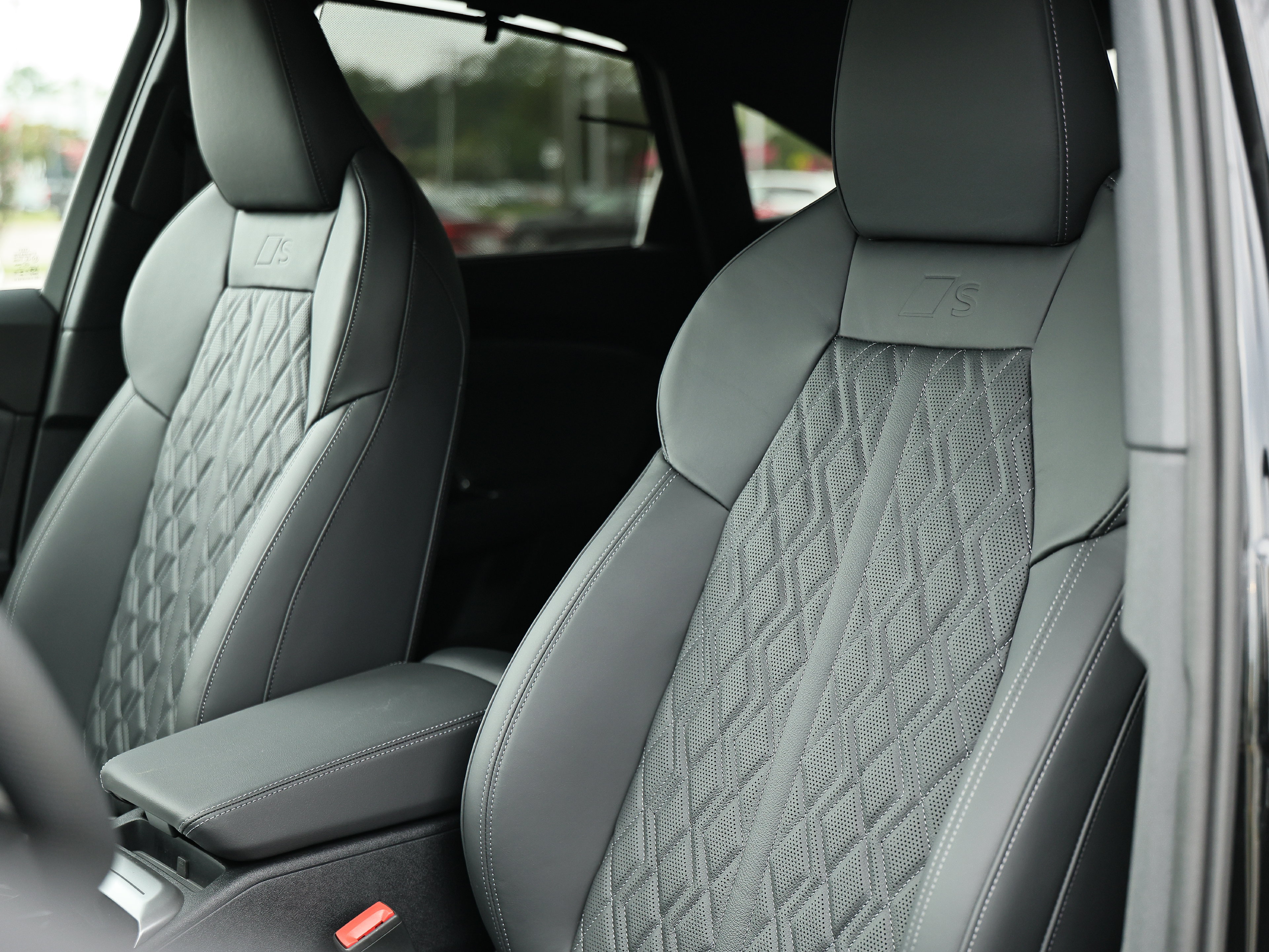 New 2026 Audi SQ5 Prestige AWD/4WD image 21