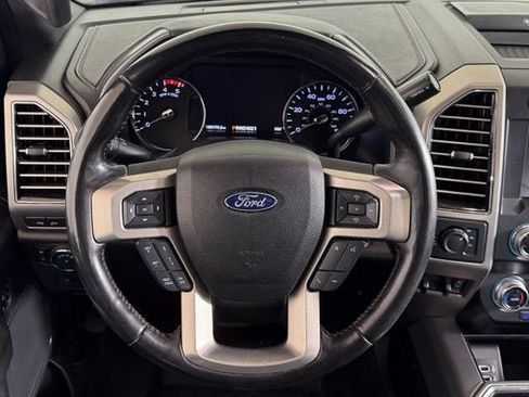 Used 2019 Ford F250 Platinum w/ Platinum Ultimate Package AWD/4WD image 9