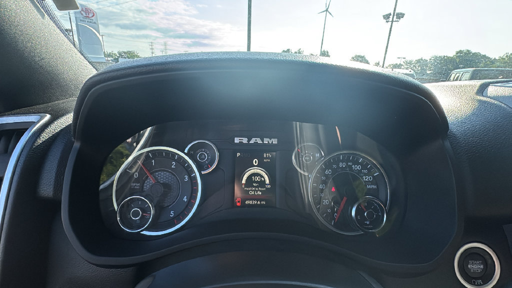 Used 2024 RAM 3500 Big Horn AWD/4WD image 18