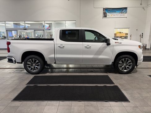 New 2026 Chevrolet Silverado 1500 RST image 2