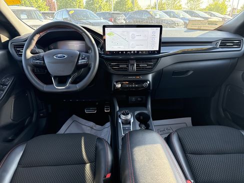 Certified 2023 Ford Escape ST-Line w/ Tech Pack #1 AWD/4WD image 14