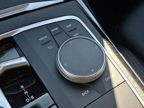 Used 2023 BMW i4 eDrive40 w/ Premium Package image 25