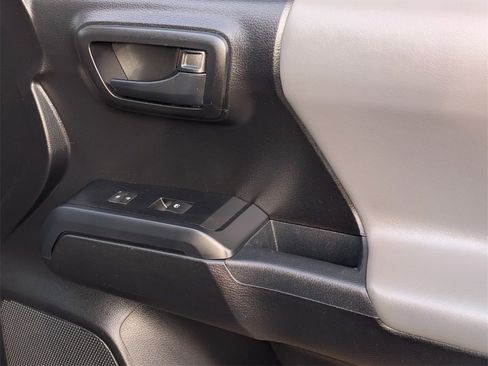 Used 2021 Toyota Tacoma SR image 37