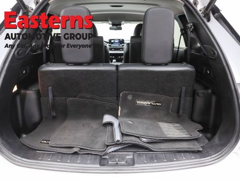 Used 2024 Mitsubishi Outlander SE image 9