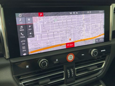 Certified 2025 Porsche Macan Turbo image 24