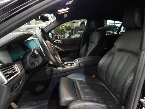Used 2023 BMW X6 xDrive40i w/ M Sport Package image 13