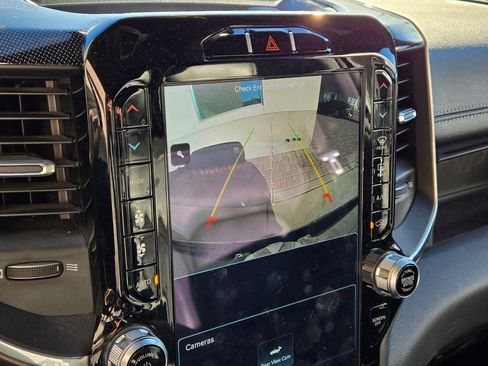 Used 2022 RAM 1500 Laramie image 12