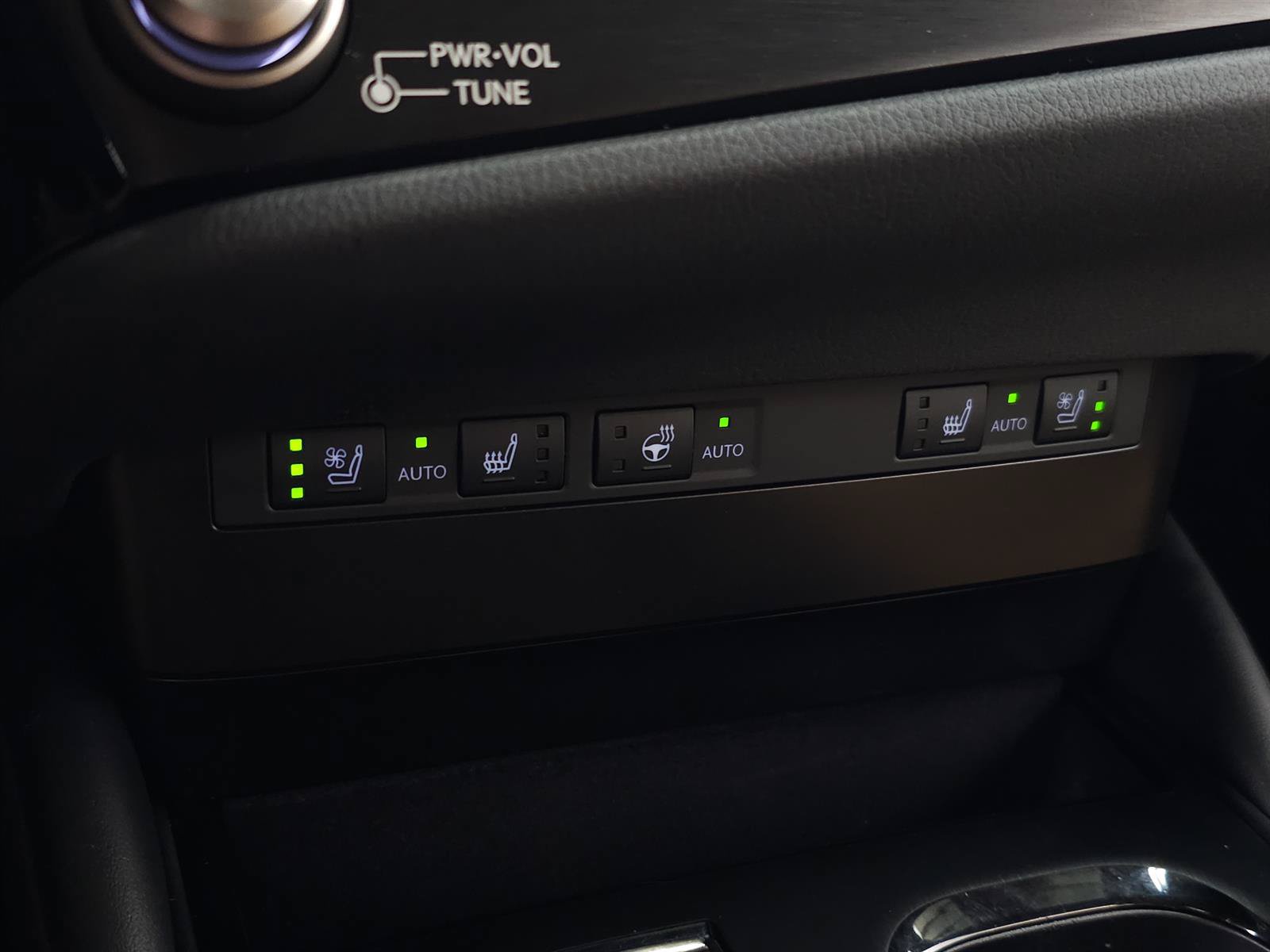 Certified 2024 Lexus ES 350 w/ Premium Package FWD image 26