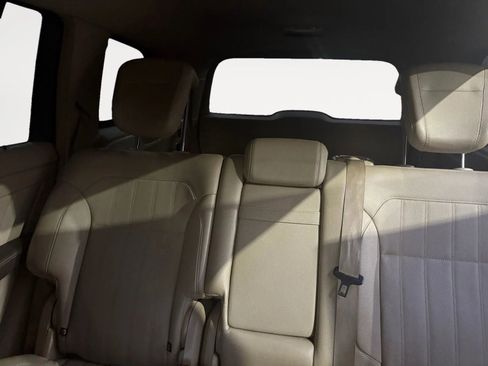 Used 2015 Mercedes-Benz GL 450 4MATIC image 11