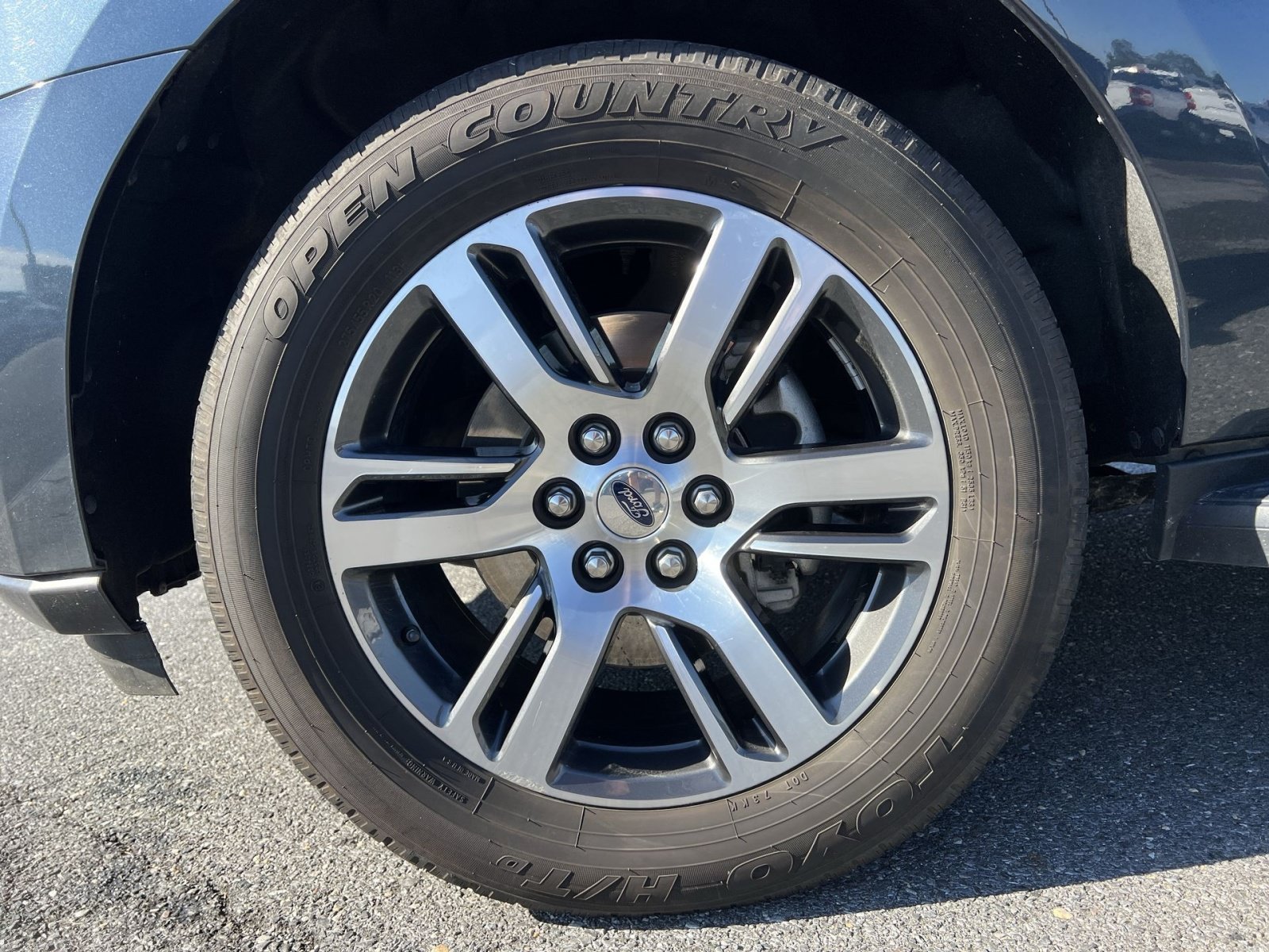 Used 2024 Ford Expedition Limited AWD/4WD image 12