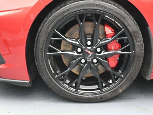 Used 2024 Chevrolet Corvette Stingray Premium Conv w/ Z51 Performance Package RWD image 23