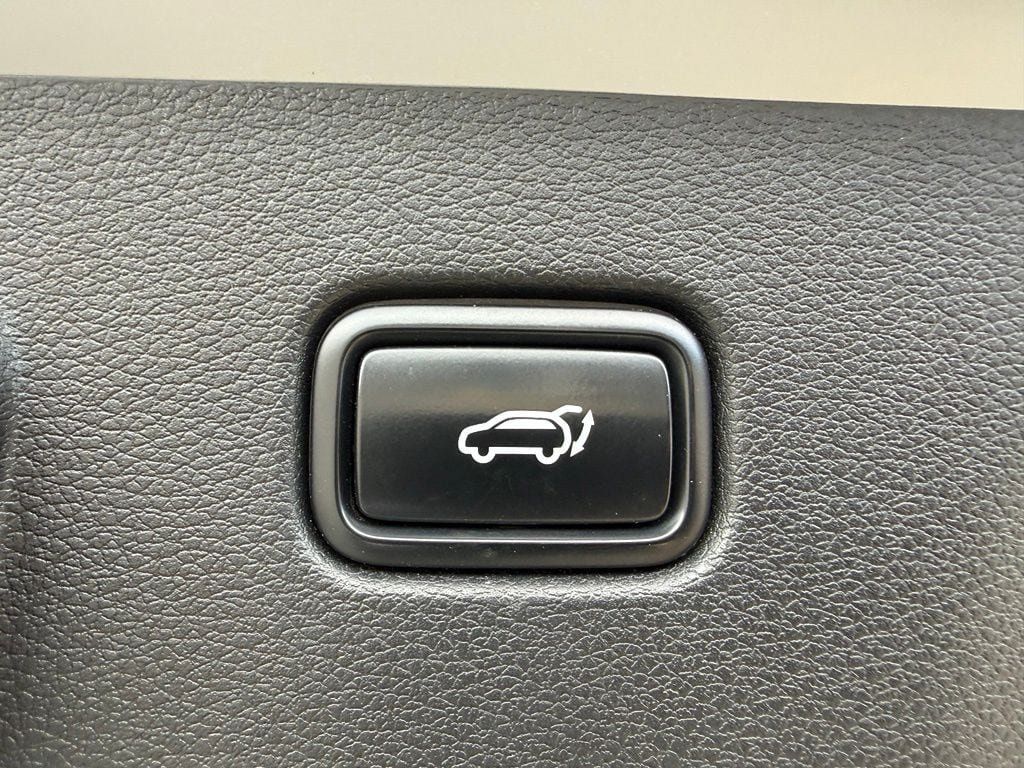 Used 2023 Kia Sportage X-Line w/ X-Line Premium Package AWD/4WD image 35