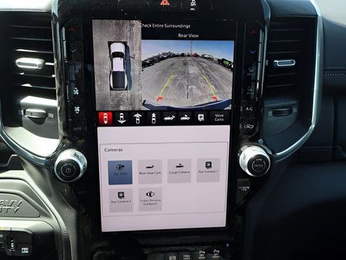 New 2026 RAM 3500 Laramie AWD/4WD image 25