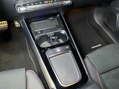 Certified 2025 Mercedes-Benz GLA 250 4MATIC image 28