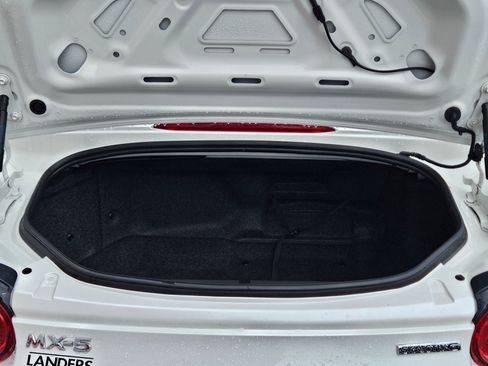 Used 2023 MAZDA MX-5 Miata Grand Touring image 25