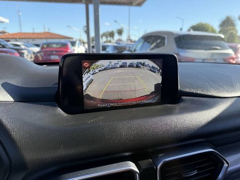 Used 2017 MAZDA CX-5 Sport image 12