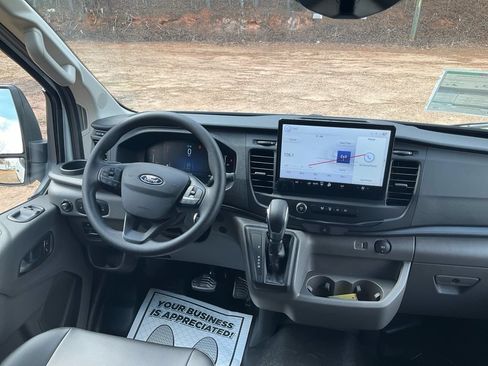 New 2026 Ford Transit 250 Low Roof RWD image 23