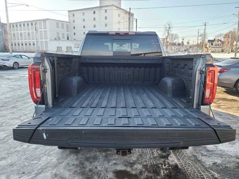 Used 2021 GMC Sierra 1500 AT4 w/ Off Road Performance Package AWD/4WD image 11