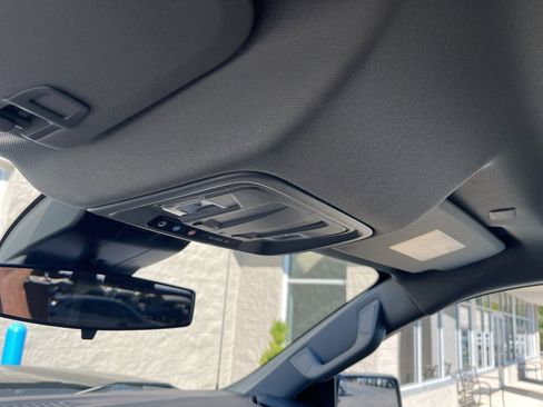 Used 2023 GMC Sierra 1500 Elevation image 26