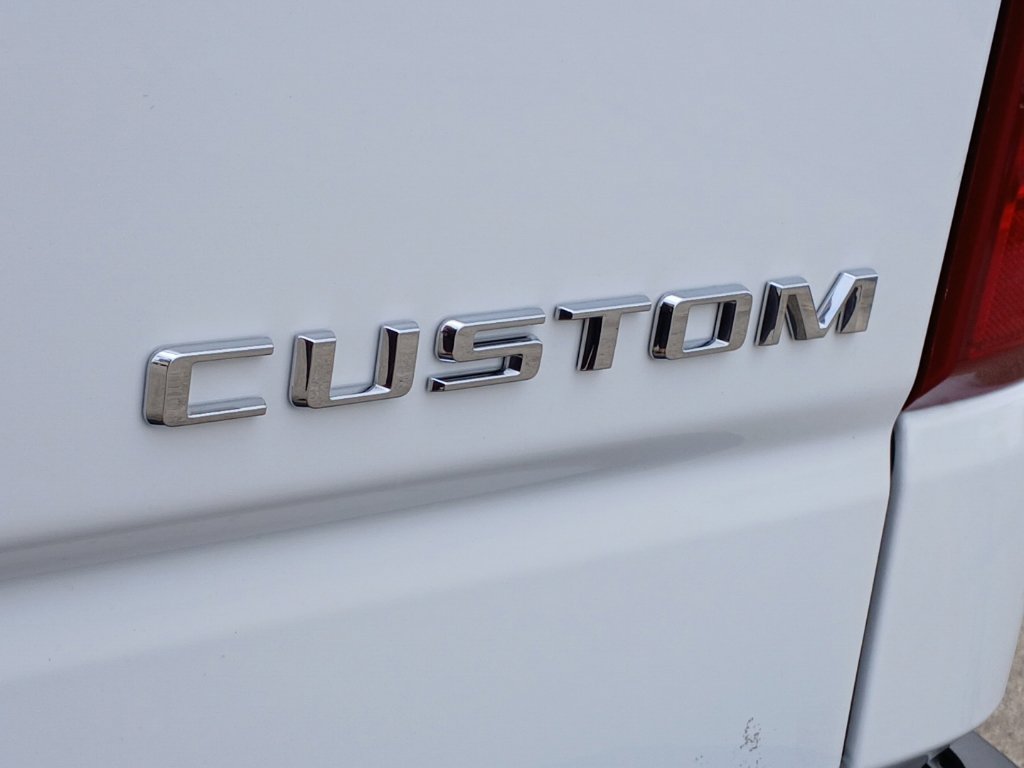 Used 2024 Chevrolet Silverado 1500 Custom AWD/4WD image 34