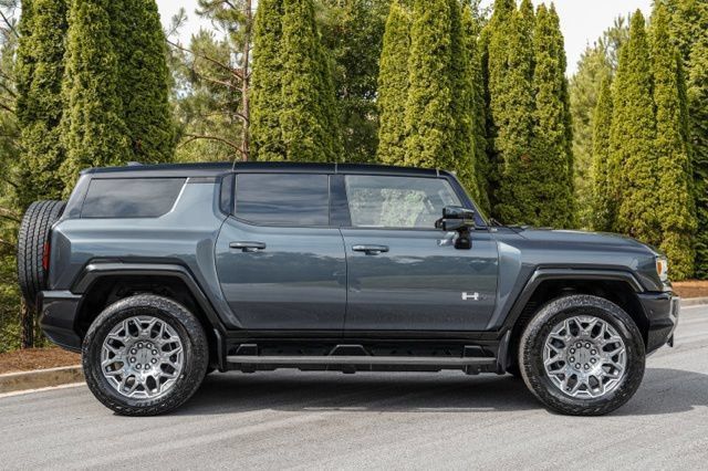 Used 2025 GMC Hummer EV 3X AWD/4WD image 13