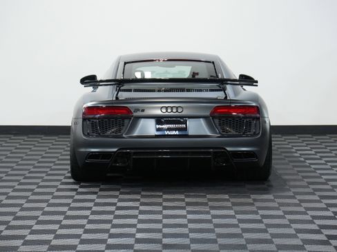 Used 2017 Audi R8 V10 plus image 7