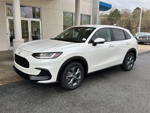 New 2026 Honda HR-V LX image 2