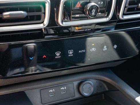 Used 2026 Nissan Sentra SV w/ Floor Mat Package FWD image 18