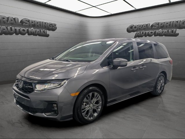 Used 2026 Honda Odyssey Touring image 3