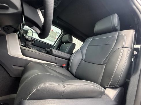 New 2026 Toyota Tundra Limited AWD/4WD image 11
