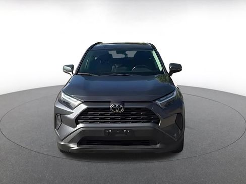Used 2025 Toyota RAV4 XLE w/ Convenience Package AWD/4WD image 4